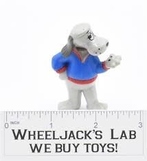 A quality plush from the past. Pound Puppies Miniature Pvc Figure Cooler No Buttons Tonka Employee Owned Wheeljack S Lab
