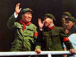 林彪叛逃前一天毛泽东突然杀回北京，总理震惊(2)
