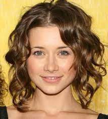Top Hairstyles For Teenage Girls Medium Curly Hair Styles Medium Length Wavy Hair Medium Hair Styles