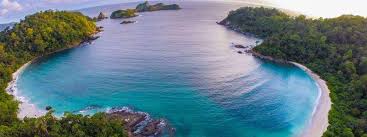 Teluk hijau banyuwangi adalah salah satu pantai paling alami kota the sunrise of java. Wisata Teluk Hijau Banyuwangi 4 Hari Paket Tour Murah