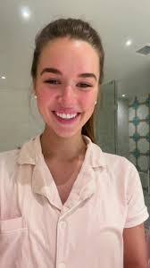 Sarah Burzynski's Instagram, Twitter & Facebook