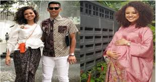 Entdecke die neuesten styles & fanartikel aus musik, film, serien, sport & games. Fiza Frizzy Hamil 5 Bulan Suami Alami Alahan Buletin Malaysia
