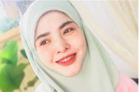 Video full nurul hidayah video indir. Ardel Aryana Menghidap Kanser Tahap 3 Memilih Untuk Berdiam Diri Kerana Enggan Peminat Bersedih Berita Steady