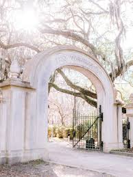 Many private and group tours include wormsloe state historic site alongside other historic estates, plantations, churches, and natural attractions. Wormsloe Historic Site Bridal Wedding Inspiration Savannah Wedding Photographer Knoxville Film Wedding Photographer Destination Wedding Photography