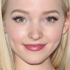 Dove Cameron's Makeup Photos & Products