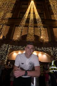 Kieran tierney (born 5 june 1997) is a scottish footballer who plays as a left back for british club arsenal, and the scotland national team. Celtic S Kieran Tierney Sends Fans Into Meltdown After Hinting He S Single During Mike Ashley S House Of Fraser Christmas Light Switch On