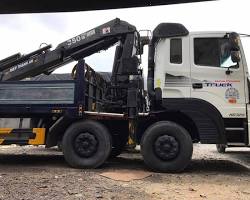 Cẩu lốp Hiab