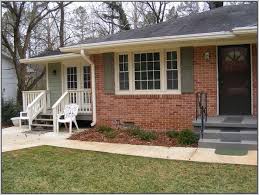 Brick ranch homes with front porch. Concept 27 Tanexterior Paint Schemes For Ranch Homes