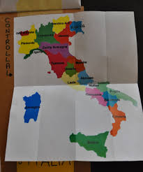 Per quel che concerne i comuni e le province, nella maggioranza dei casi, ma non sempre, il nome del capoluogo della circoscrizione amministrativa coincide con quello dell'istituzione stessa. Help Ripetizioni