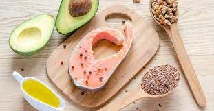 Lorsqu'on fait attention à sa ligne, il est important de connaitre les aliments qu'il faut éviter et ceux qu'il faut privilégier. Les Aliments Qui Font Le Plus Grossir Fourchette Bikini