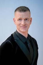 Richard Dancer's Instagram, Twitter & Facebook