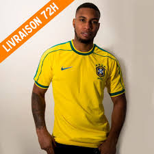 Maillot de haute qualité, 100% coton qui reproduit fidèlement le modèle original de 1958. Maillot Bresil Ronaldo 98 Retro Football Legend Com