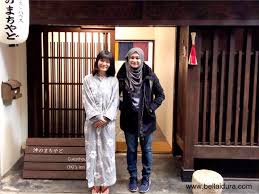 Disini kami senaraikan top 10, sepuluh tempat paling menarik di tokyo, jepun yang anda wajib pergi ketika bercuti ke jepun.nak dapatkan free itinerary? Penginapan Di Kyoto Osaka Dan Tokyo Bella Idura