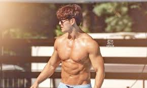 Kq entertainment announced on august 5th that from august 11th, on kakao tv 1thek, jongkook kim, and ateez will present the reality program 'the man of the pirate king.' it contains the summer collaboration music release process. Kim Jong Kook S Youtube Channel Eligible To Get A Silver Button With Just One Video Allkpop