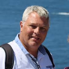 Julia Bail's Instagram, Twitter & Facebook