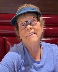 Eileen Reich's Instagram, Twitter & Facebook