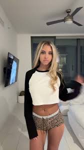 @thetaylorpeachs video Tweet