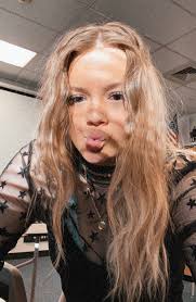 Sara Hooper (@sara16hooper)