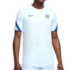 Camisetas chelsea y amplia gama de productos 100% oficiales para los fans del chelsea. Camiseta Nike Chelsea Entreno 2020 2021 Strike Futbolmania