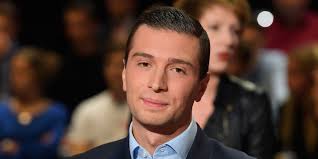 « c'est que jordan bardella coche beaucoup de cases. Non Macron Ne Celebre Pas Regulierement La Fin Du Ramadan Comme L Affirme Jordan Bardella