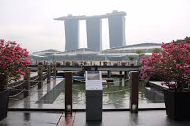 The singapore river forms a central artery in singapore's densely packed central business district. Cna On Twitter Singapore River Walk Now Features 14 Heritage Sites From Collyer Quay To Robertson Quay Http T Co Ztneb1wybt Http T Co Tdqy4hgwsj