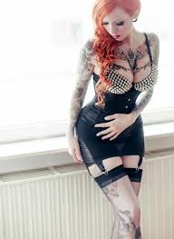 My love for detail and the fact that i'm a bit of. Holly Undead Auf Twitter Gorgeous Redhead Ink Sexytattoo Redhead Tattoo Http T Co U31zvsnf5y