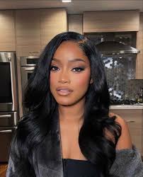 Clingy behavior in romantic relationships and personal experiences