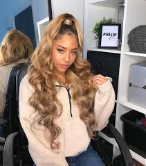 Black And Blonde Quick Weave Most Current No Cost Half Up Half Down Hair Weave Style For The Wedding You Should Seem The Most Amazing From Top In 2020 Hair Styles Wig Hairstyles Long Hair Styles