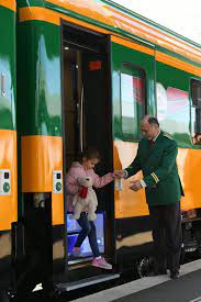 Harta baia mare • galerie foto baia mare • istoric baia mare • monumente istorice • informatii utile • webcam baia mare. Primul Tren De Lux Pe Ruta Oradea Baia Mare Buletin De Carei