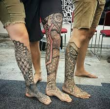 Pin By Moj On Tattoo Ideas Leg Tattoo Men Geometric Tattoos Men Mandala Tattoo Men