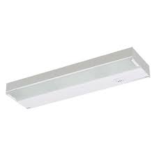 led vs. xenon lighting under cabinets