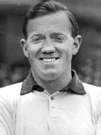 These two little cherubs grew up to become Leeds RL legends who terrorised  opposition defences throughout their careers. Both were devastating ball  carriers with power and pace in abundance. Both good personal