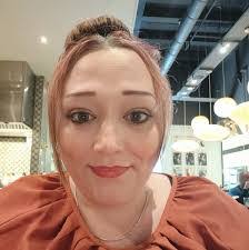 Bethany Head's Instagram, Twitter & Facebook