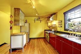 20 Quirky Yellow Kitchen Ideas