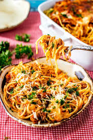 This Easy Baked Spaghetti With Ricotta Cheese Is Perfect For Weeknight Dinners And Just The K Baked Spaghetti Recipe Using Ricotta Baked Spaghetti With Ricotta