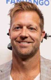 Did you know that Brian, Chad's rival who became possessed by the demons in  Power Rangers Lightsoedd Rescue was played by David Leitch, director of  Deadpool??! #Deadpool2 #powerrangers #lightspeedrescue