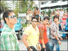 Golmaal Fun Unlimited Review Golmaal Fun Unlimited Hindi Movie Review Fullhyd Com Stream full movie online golmaal: golmaal fun unlimited review golmaal