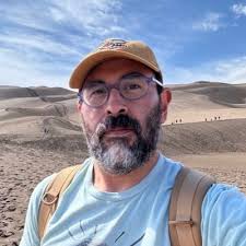 Ellen Gingrich (@EClaire1016)