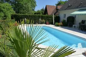 Piscine A Coque Nevers Cosne Cours Sur Loire Saint Amand Montrond Ambiance Piscines Et Spas