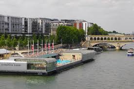 La piscine roger le gall est ouverte toute l'année. Die Besten Schwimmbader In Paris New York Habitats Blog