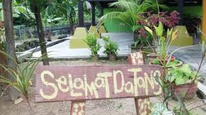 Teratak rehat atie ira chalet d'pantai. Homestay Warisan Bonda Masjid Tanah Melaka Ù…Ø³Ø¬Ø¯ Ø·Ù†Ø© Ù…Ø§Ù„ÙŠØ²ÙŠØ§ Albooked