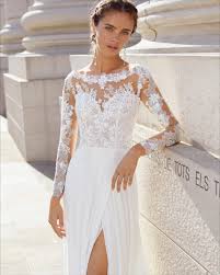 Strapless mermaid wedding dress with sweetheart neckline, lace bodice, and polka dot details Wedding Dresses New 2021 Collection Luna Novias