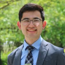 Last month, I graduated from the University of Chicago with a Bachelor's of  Arts in the Biological Sciences. My time at UChicago has been one of  immense personal growth; throughout my time