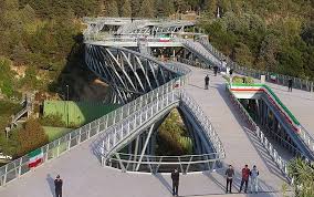 Iran S Largest Pedestrian Bridge Pedestrian Bridge Scenic Bridges Bridge