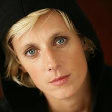 Heather Combs biography