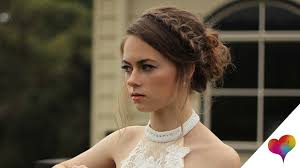 We did not find results for: Hochsteckfrisuren Kurze Haare 12 Elegante Looks Lovethislook De