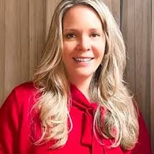 Kristen Scully's Instagram, Twitter & Facebook