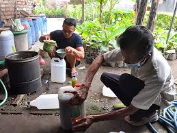 Pemicu kedua, karena karyawan jne mengikuti pengajian dengan mendatangkan tamu ustaz haikal hassan. 8ahoroakr Oqmm