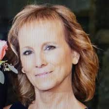 How does a guy that works in a state farm call center afford a house like that. Jake From State Farm Gets Free Pizza And A Lot Of Other Food Commercial Society