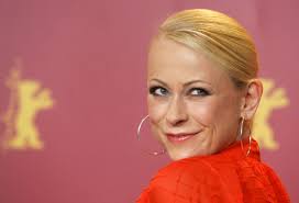 Bisher durfte keiner der diesjährigen staffel nach seinem manuel und kevin sind sich sicher, dass sharon big brother gewinnen wird. Tv Wer Zieht Ins Promi Big Brother Haus Gala De